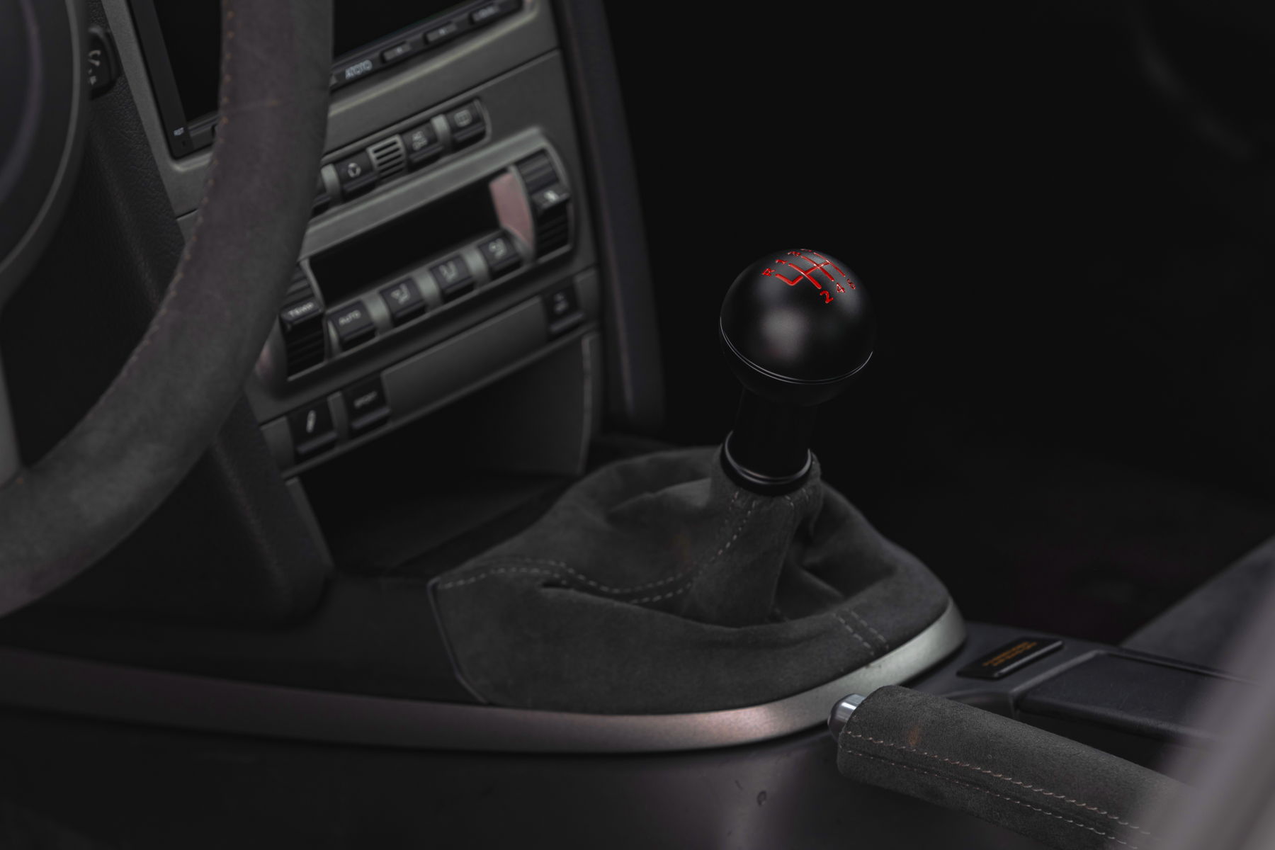 Classic Shift Knob: 987/997